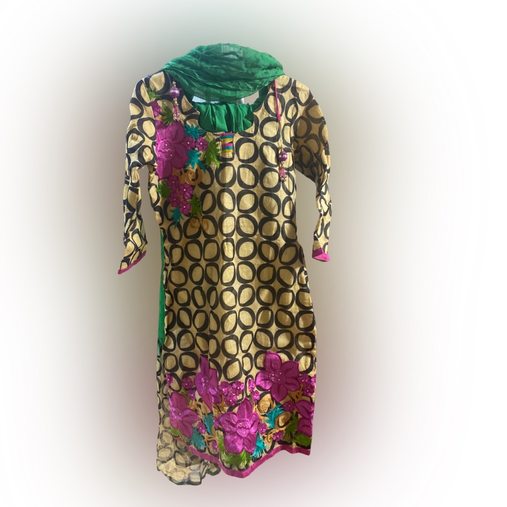 Pure Organza Salwar Suit beautiful beaded and hand embroidered flowers.